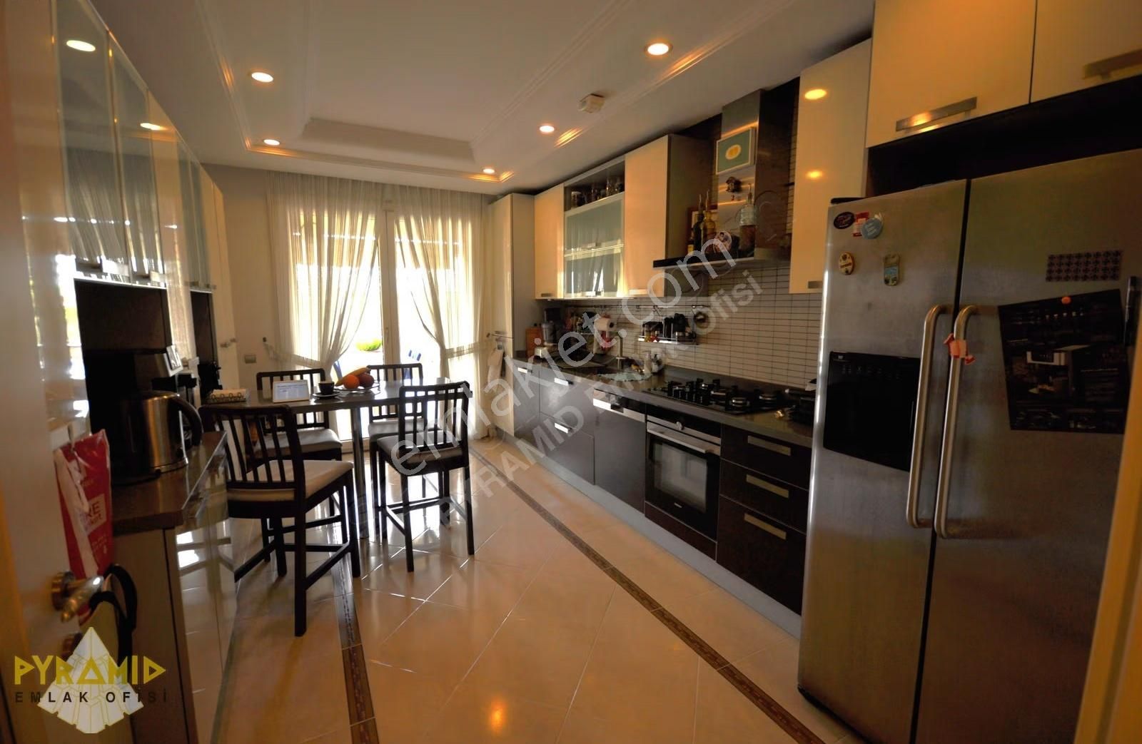 Pyramıd'den Ataköy Konakları D-tipi Ara Kat (174m2) 3+1 Daire - Görsel 8