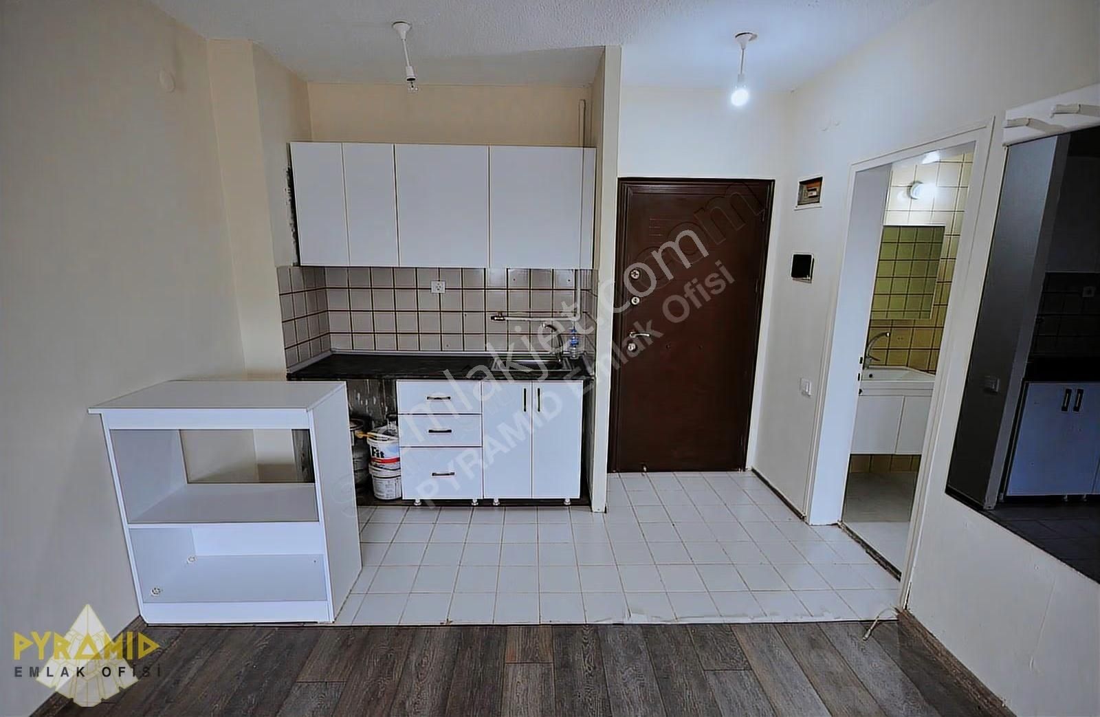 Pyramıd'den Ataköy 9.kısım Atrium Yanı A-5 Blok Boş Temiz 1+1 - Görsel 7