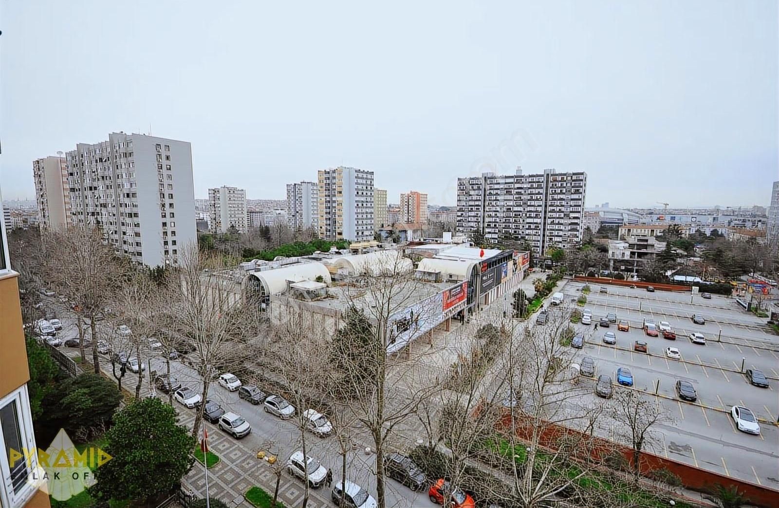 Pyramıd'den Ataköy 9.kısım Atrium Yanı A-5 Blok Boş Temiz 1+1 - Görsel 12