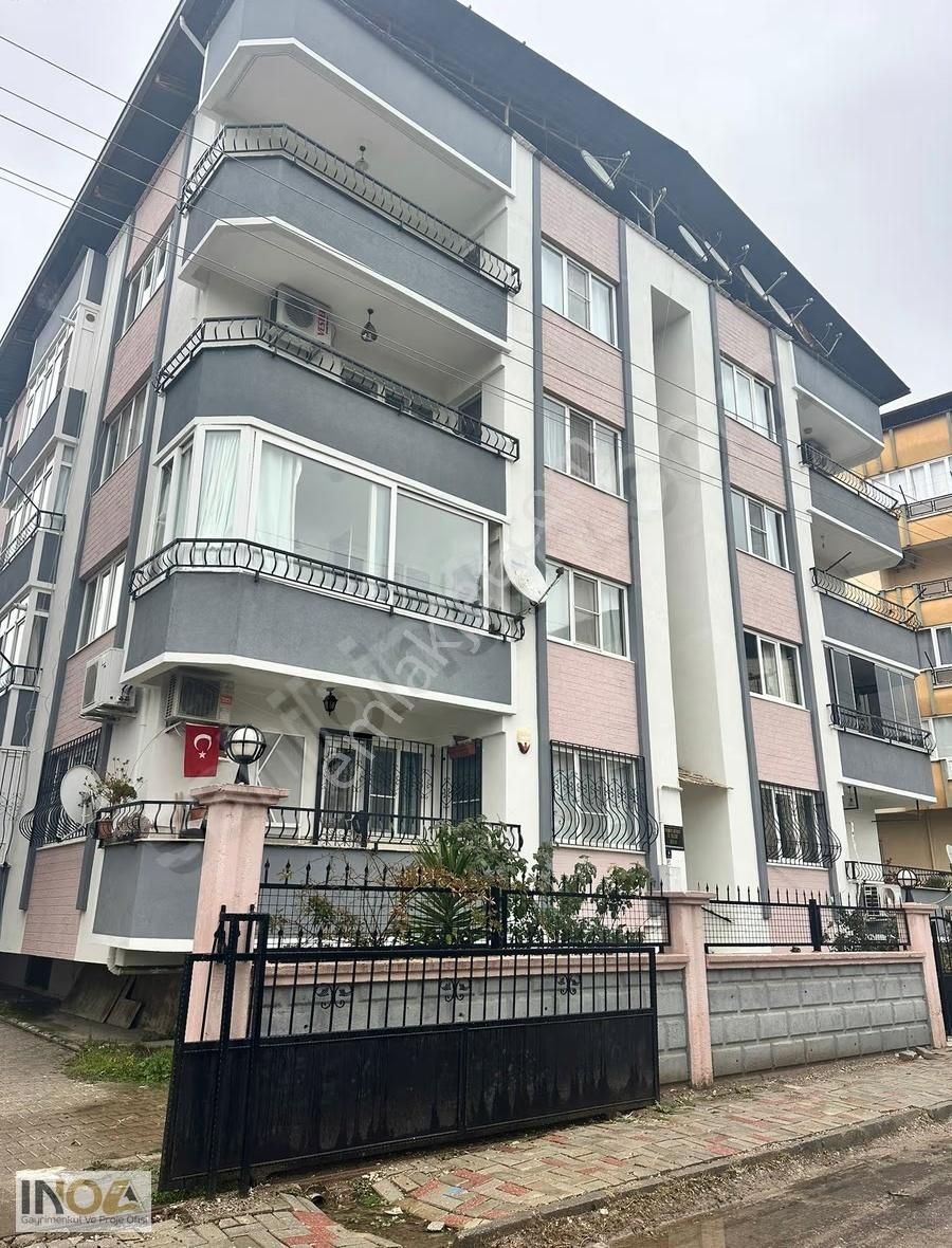 Nazilli İsabeylide Merkezi Konumda, Ferah Ve Aydınlık 3+1 Daire