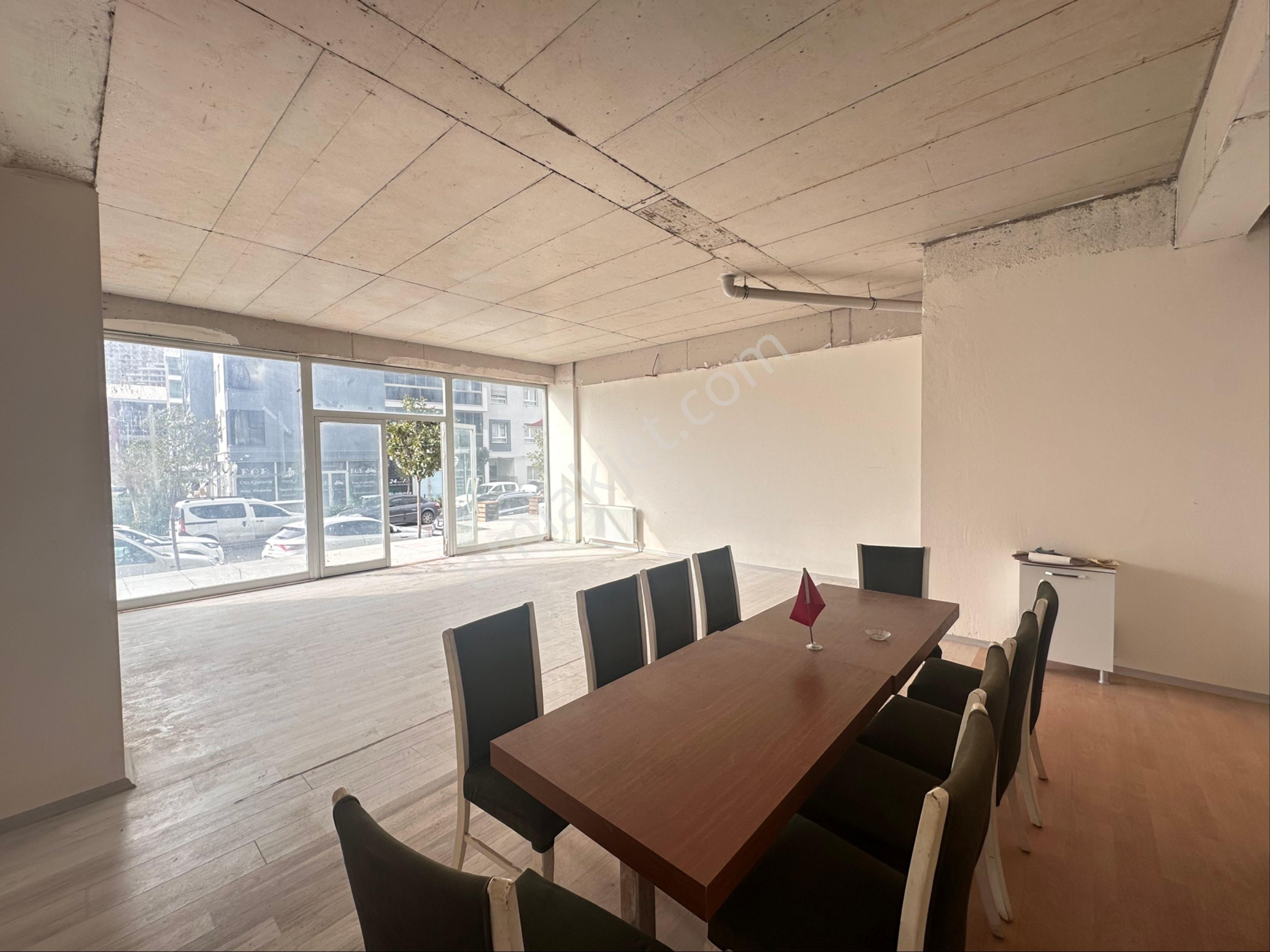 Bornova Poınt Avm Arkasında Kıralık Dükkan | 62 M² - Görsel 7
