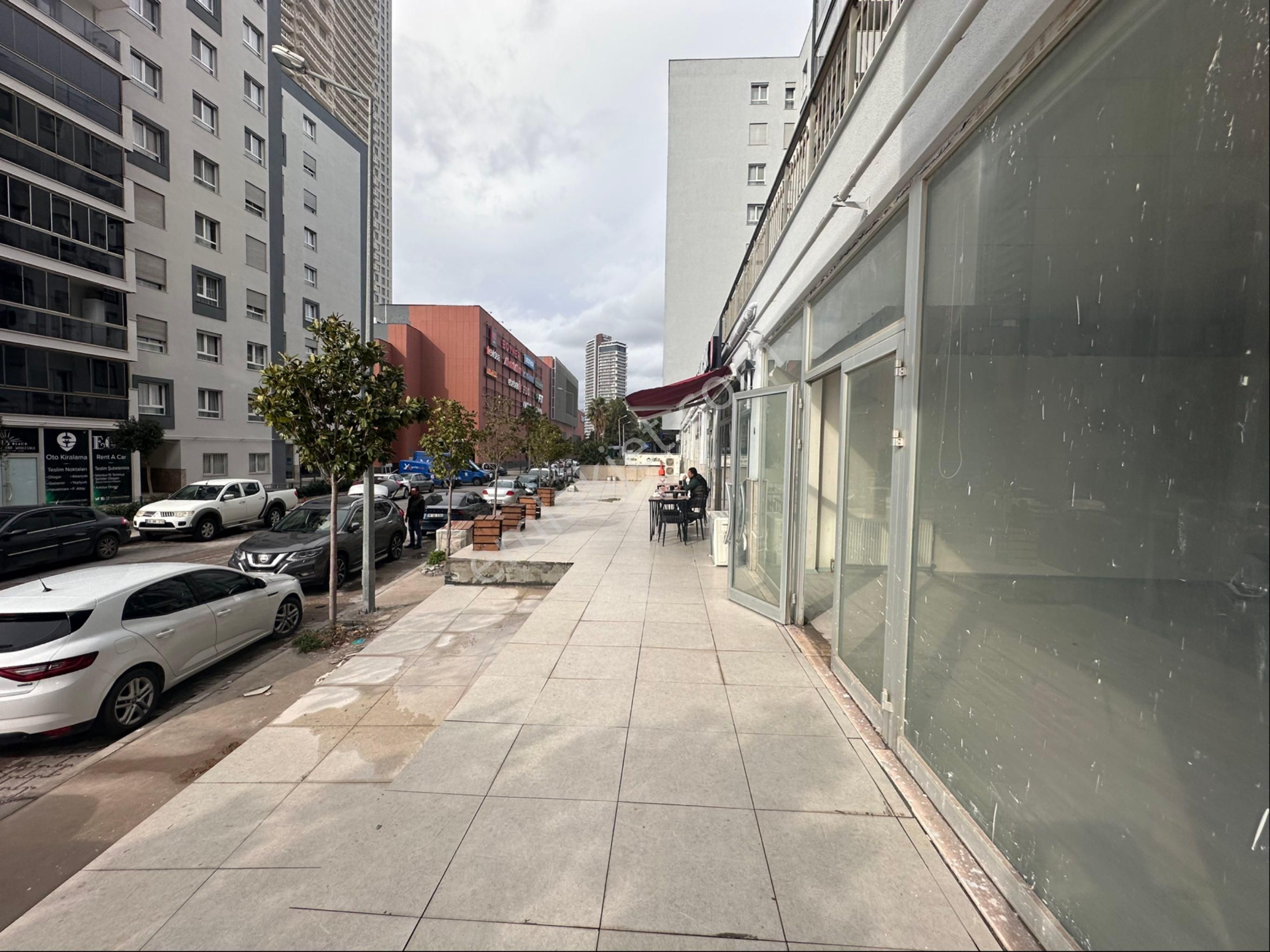 Bornova Poınt Avm Arkasında Kıralık Dükkan | 62 M² - Görsel 5