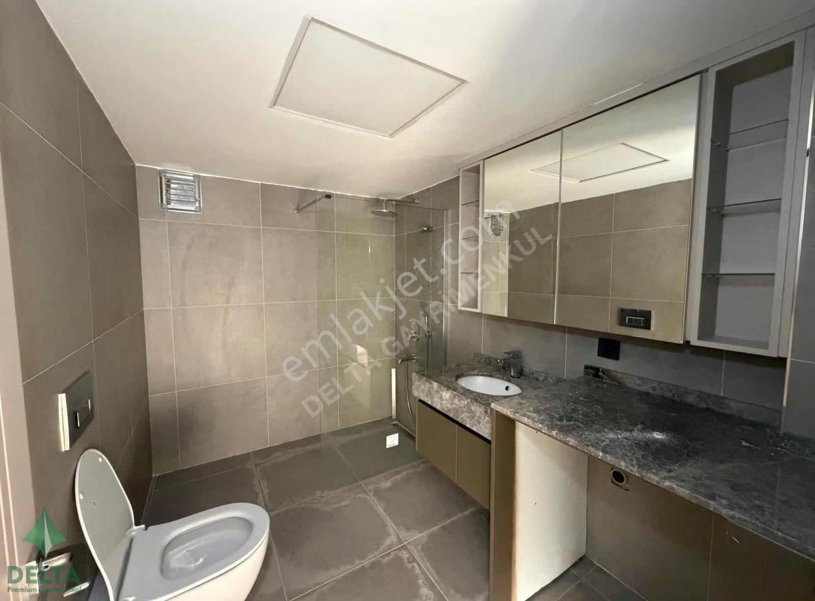 A Plaza İş Merkezi'nde Satılık 2+1 Manzaralı Ofis!! - Görsel 21