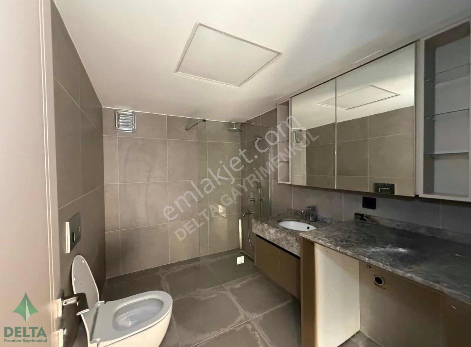 A Plaza İş Merkezi'nde Satılık 2+1 Manzaralı Ofis!! - Görsel 24