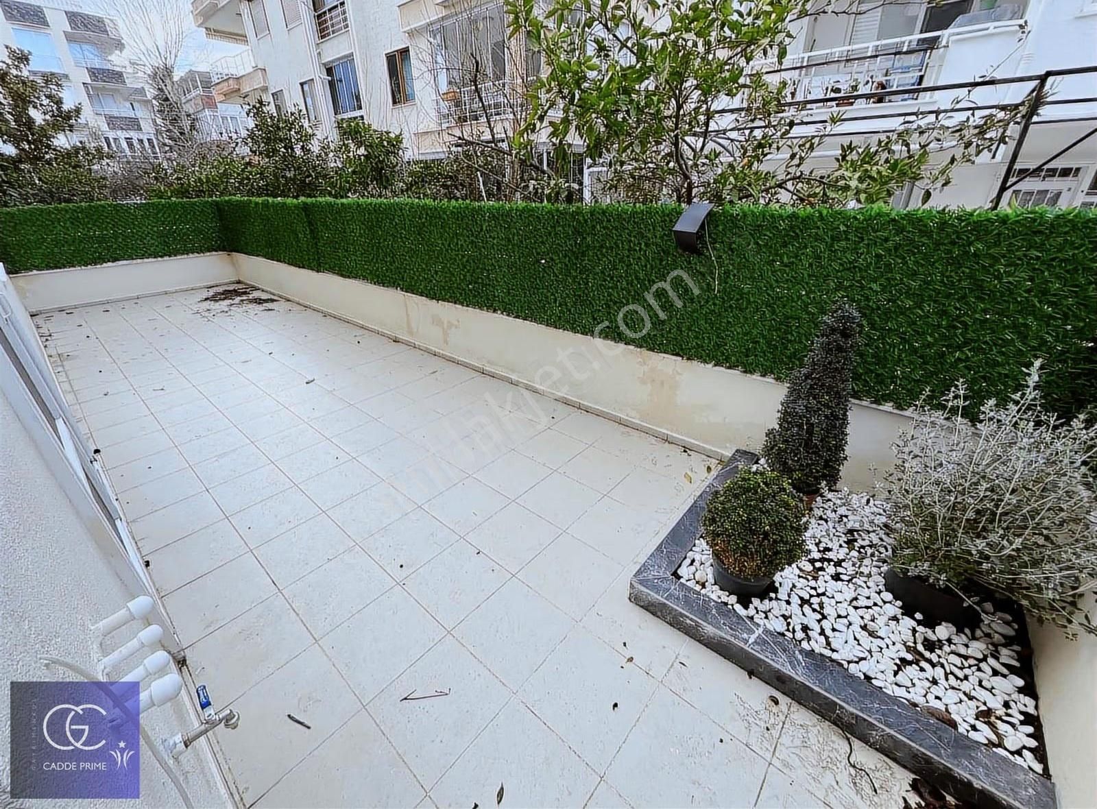 Cadde'den Şehirde Bahçeli Hayat Modern Tasarımlı 2+1 Daire - Görsel 29