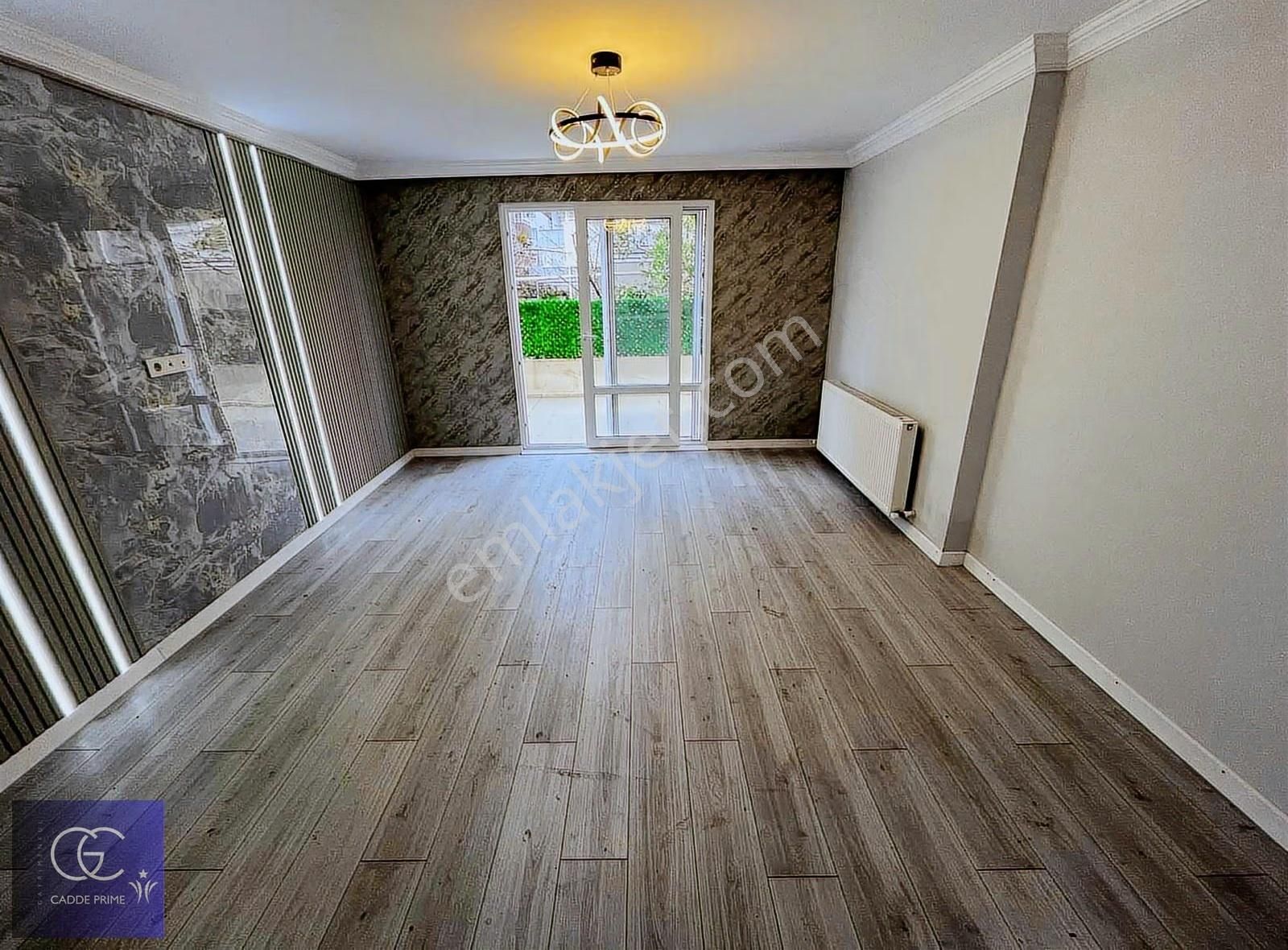 Cadde'den Şehirde Bahçeli Hayat Modern Tasarımlı 2+1 Daire - Görsel 25