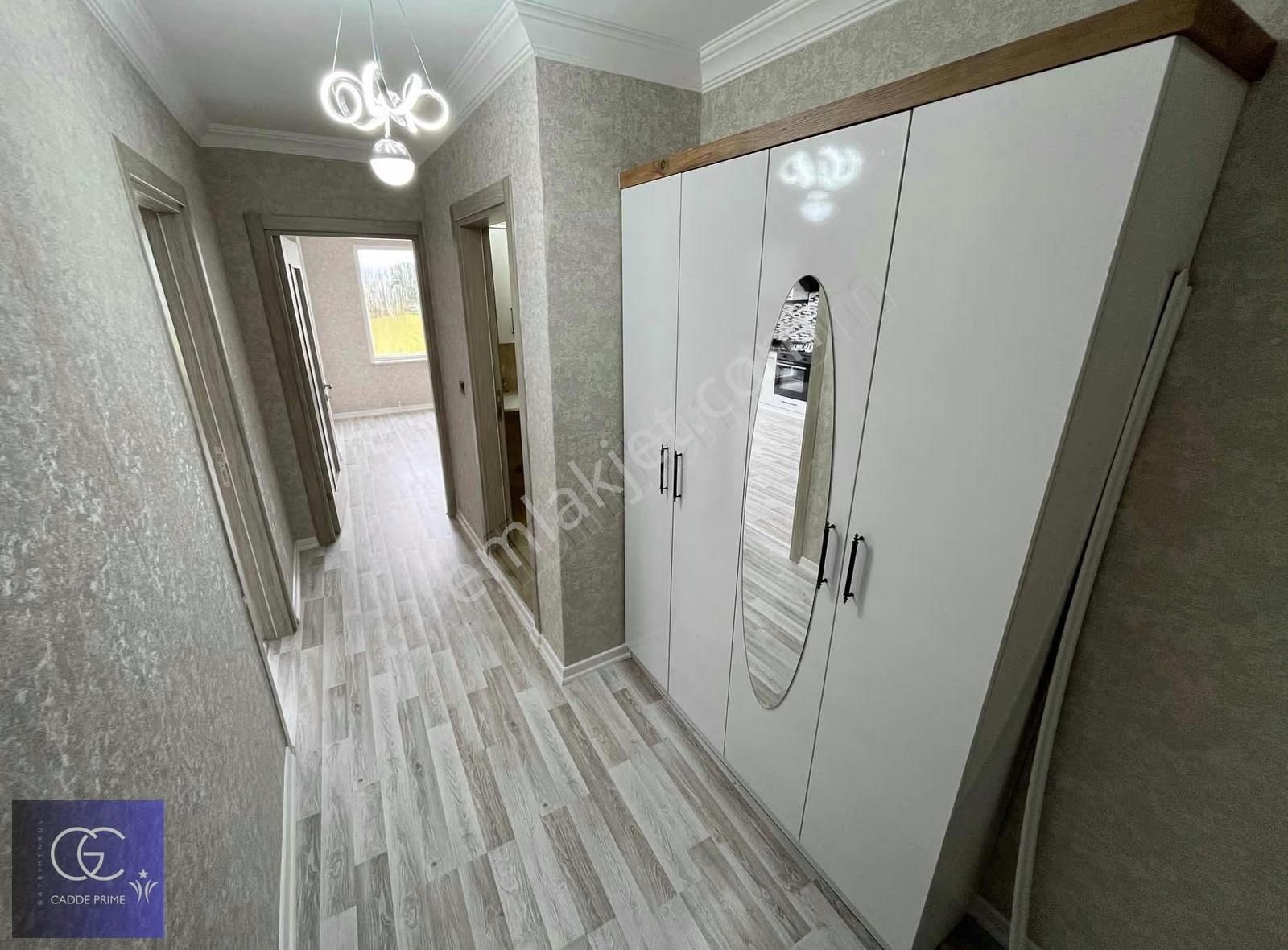 Cadde'den Asansörlü Öncephe Geniş Kullanım 1+1 Satılık Daire - Görsel 17