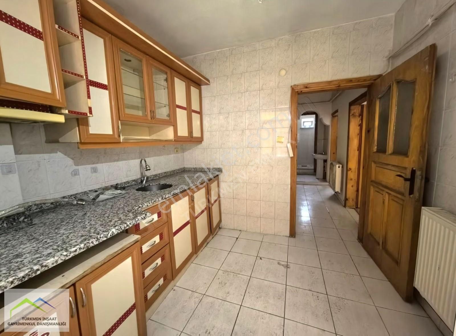 Türkmen Emlak'tan Satılık Yunus Emre Mah. 1+1 Bahçe Katı