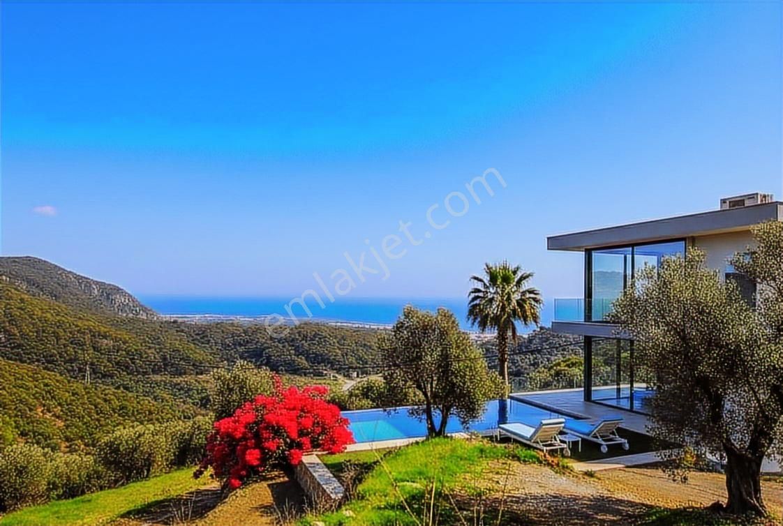 Sarıgerme'yi Ayaklar Altına Alan 360 Derece 400 M2 Köşe Parsel