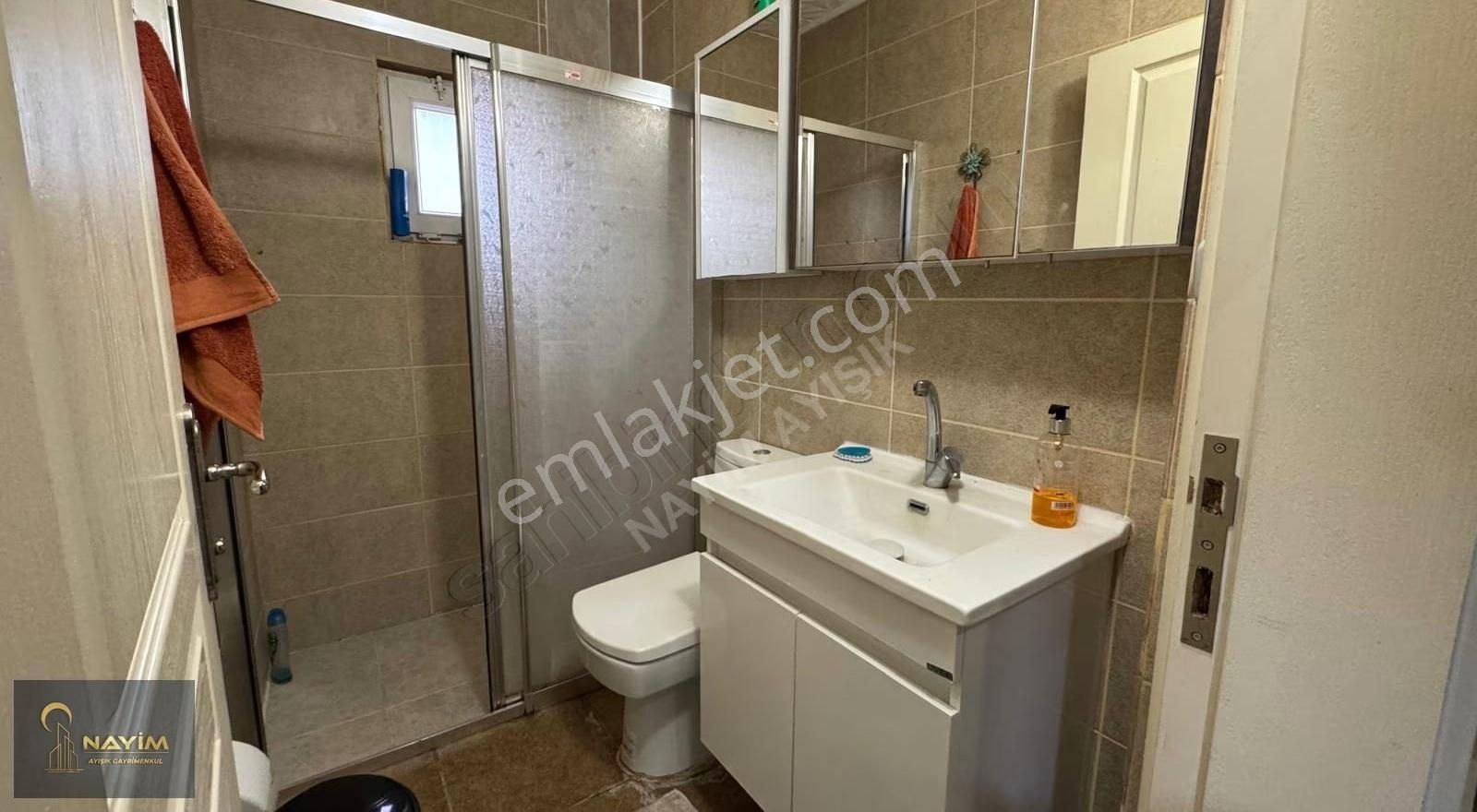 Yalıkavakta 3+1 Deniz Manzaralı 1+1 Müştemilatlı Triplex Villa - Görsel 14