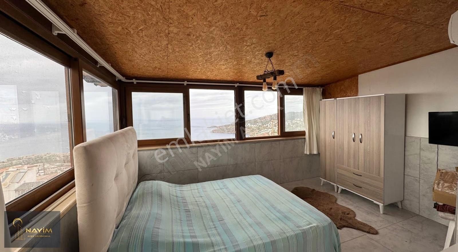 Yalıkavakta 3+1 Deniz Manzaralı 1+1 Müştemilatlı Triplex Villa - Görsel 2