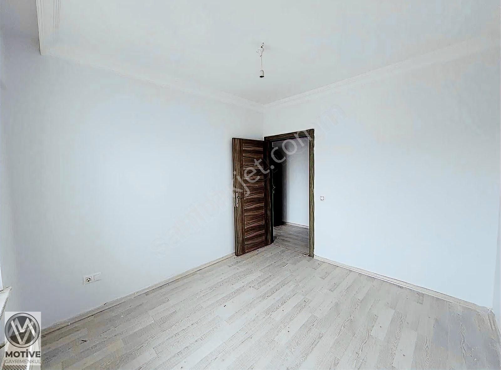 Satılık 2+1 İskanlı Site İçerisinde Havuzlu Daire - Görsel 2