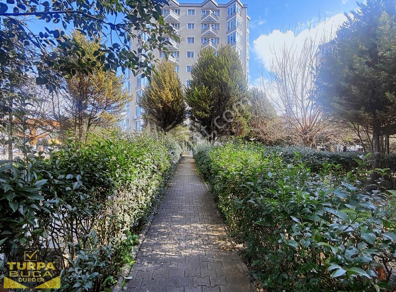 Turpa'dan 4+1 15 Yıllık Daire Sınav Koleji Ve Batı Otoban Yakını