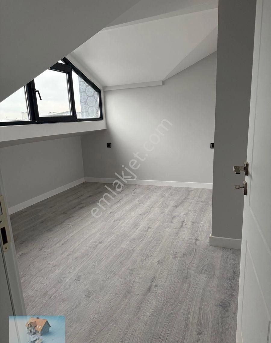 Tiamo’dan Sıfır Dubleks 3+1 Kombili Otoparklı - Görsel 4