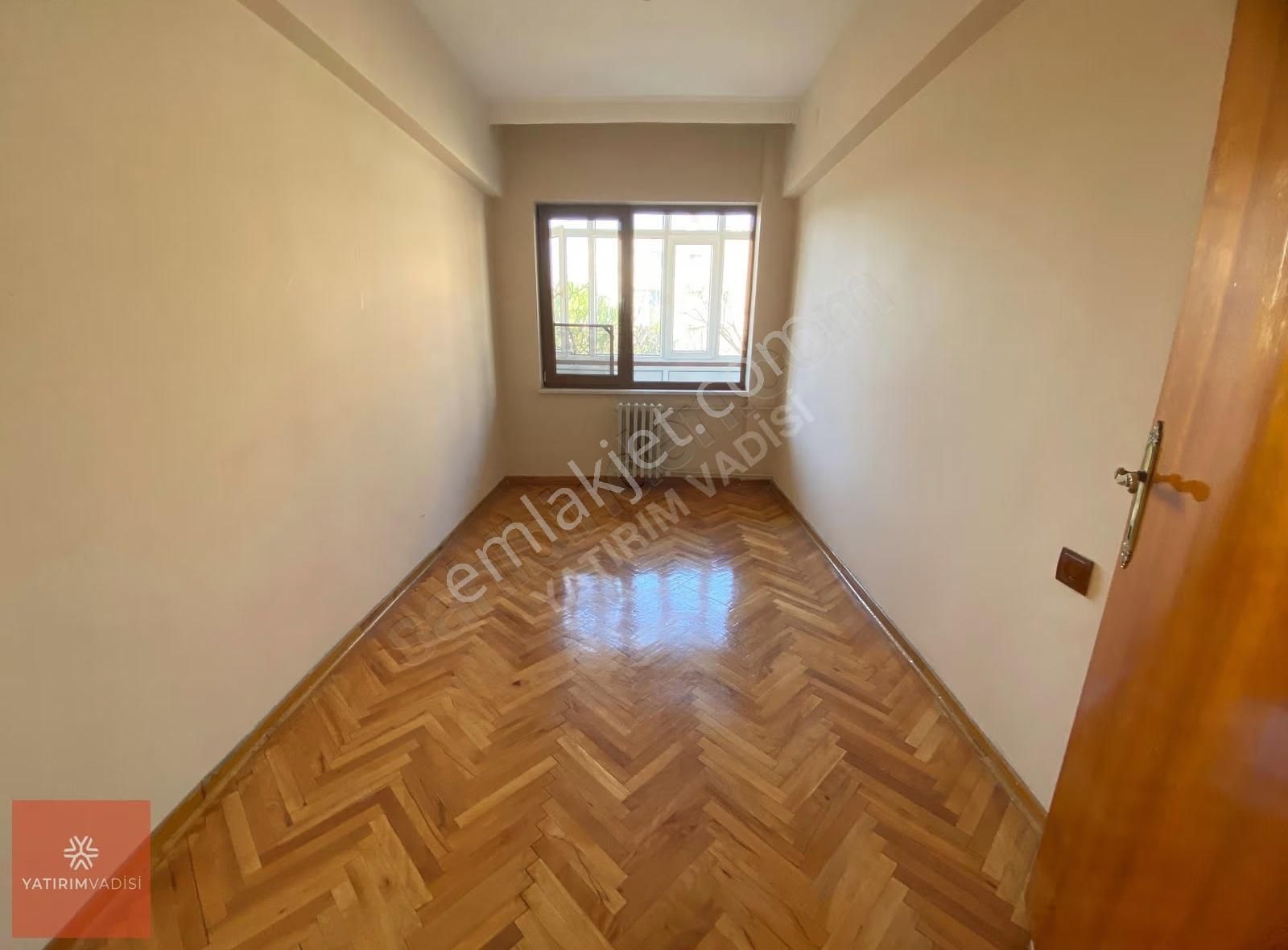 Kükürtlü'nün En İyi Lokasyonunda Metro 1 Dk Kiralık 3+1 Daire - Görsel 15