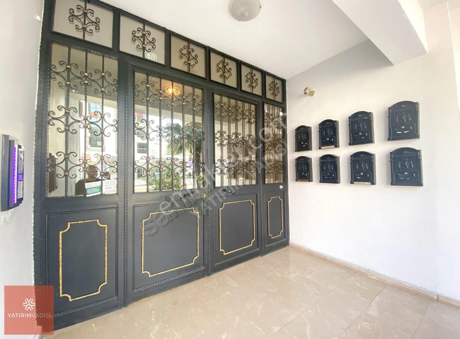 Ataevler Gazi Caddesi Üzeri Az Katlı Geniş 3+1 Kiralık Daire - Görsel 11