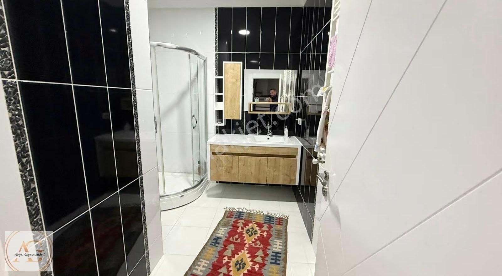 Arya'dan Kadıköy'de Cadde Üzerinde Konsept 3+1 Dubleks Daire - Görsel 12