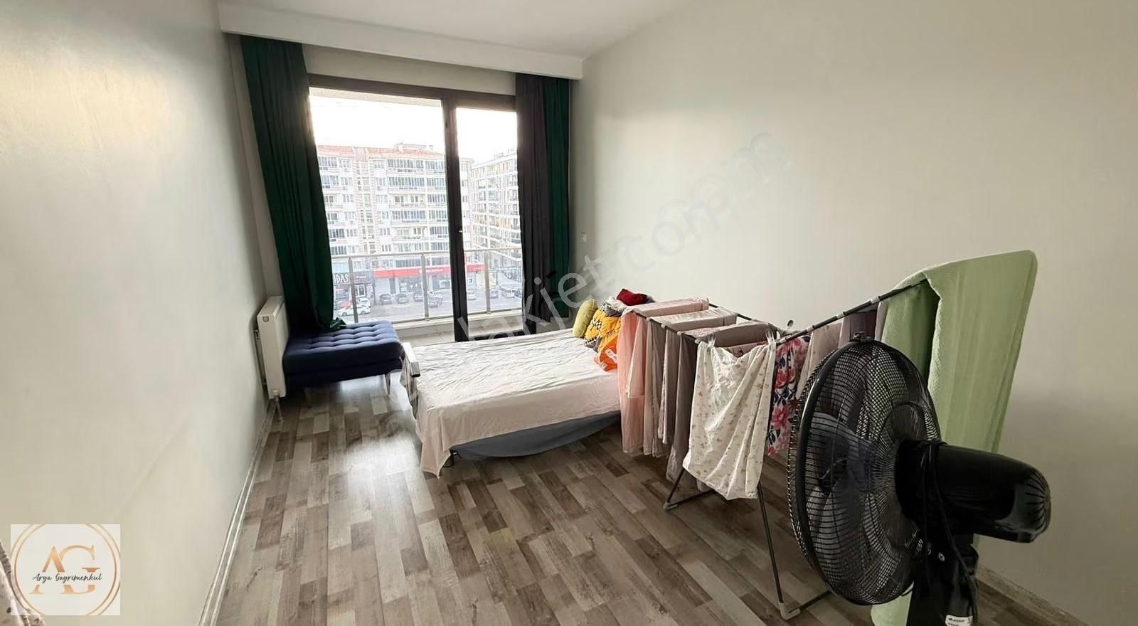Arya'dan Kadıköy'de Cadde Üzerinde Konsept 3+1 Dubleks Daire - Görsel 7