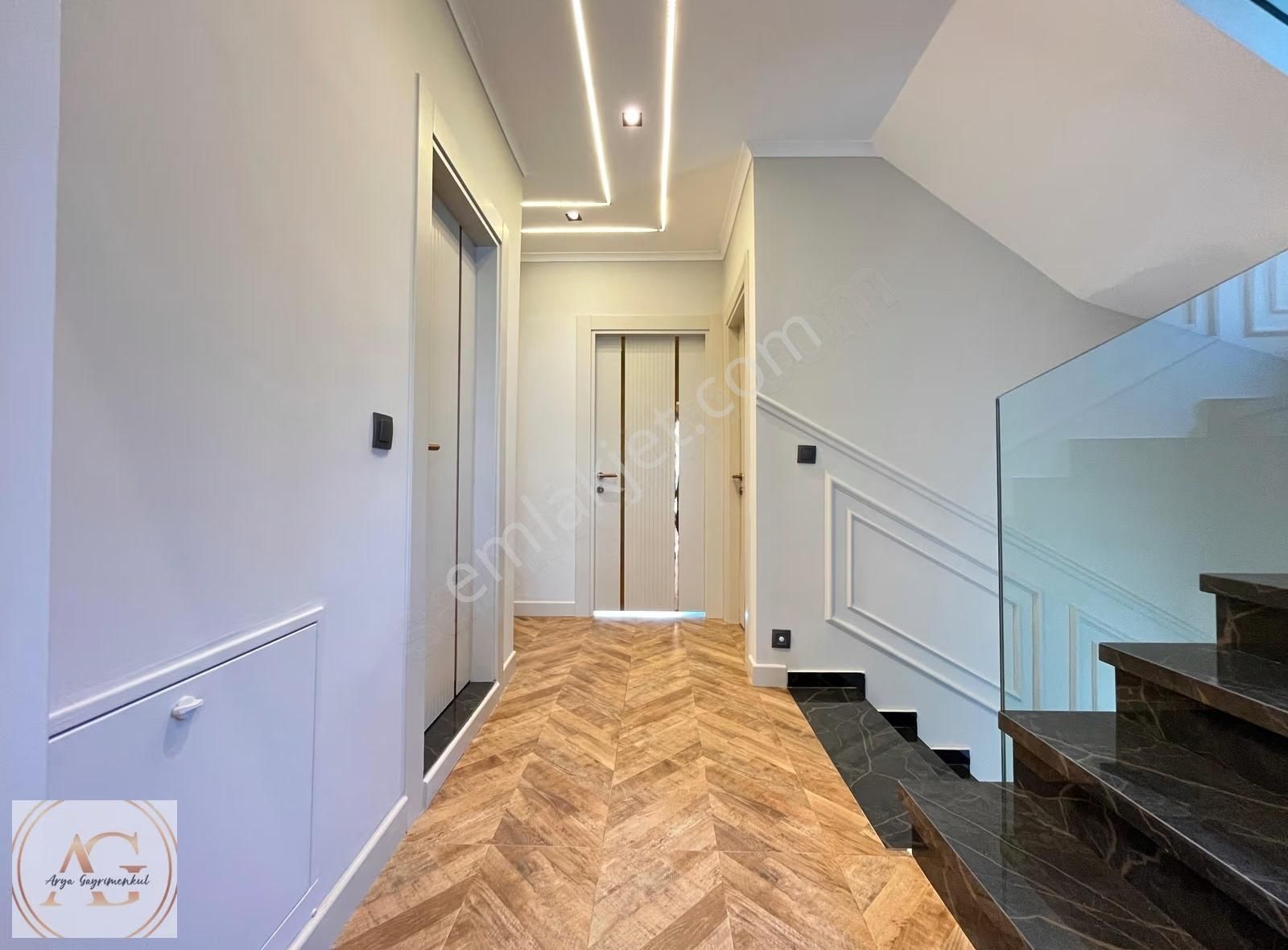 Arya'dan Denize Yakın Müstakil Havuzlu Lüks 4+1 Satılık Villa - Görsel 31