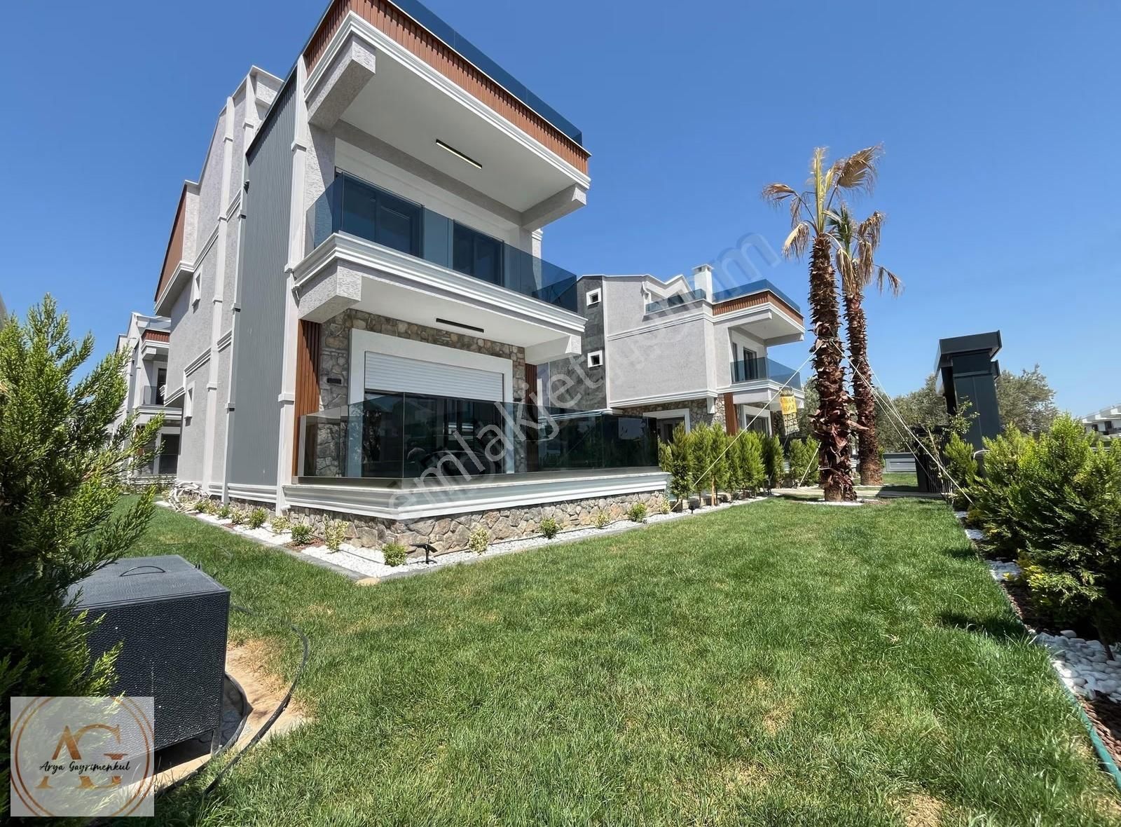 Arya'dan Denize Yakın Müstakil Havuzlu Lüks 4+1 Satılık Villa - Görsel 8