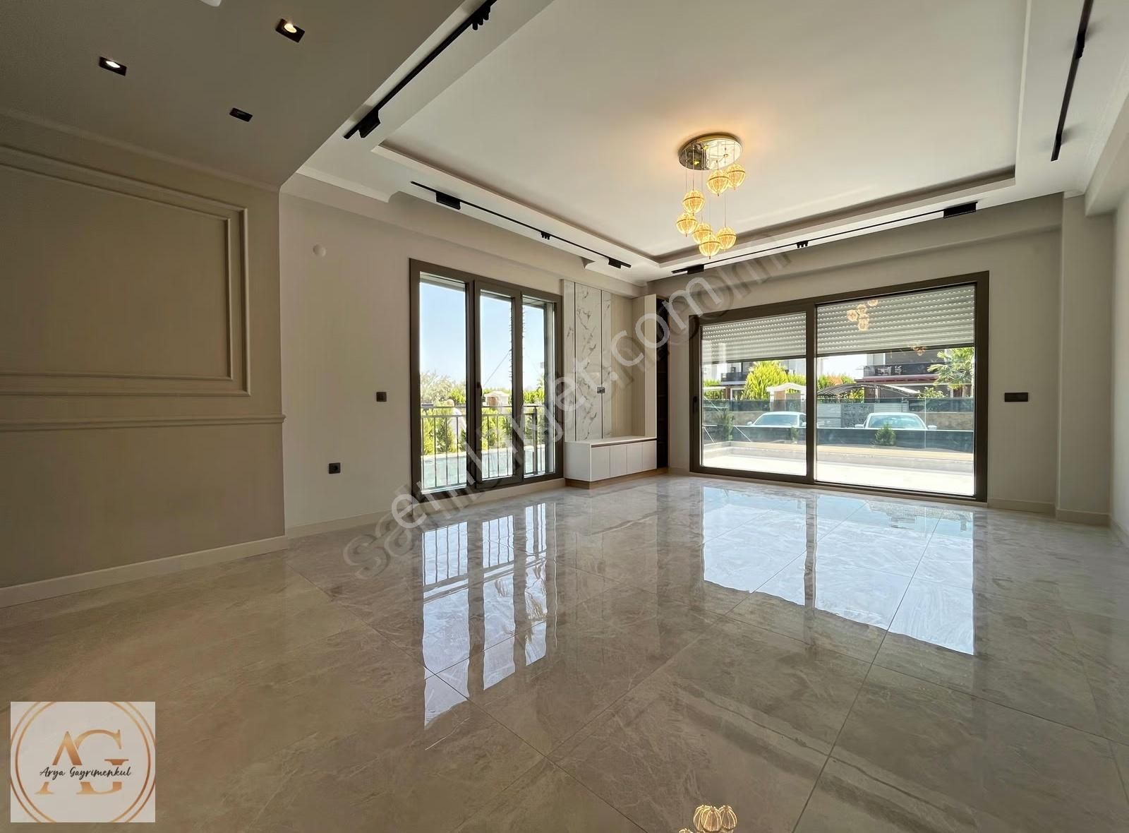 Arya'dan Denize Yakın Müstakil Havuzlu Lüks 4+1 Satılık Villa - Görsel 13