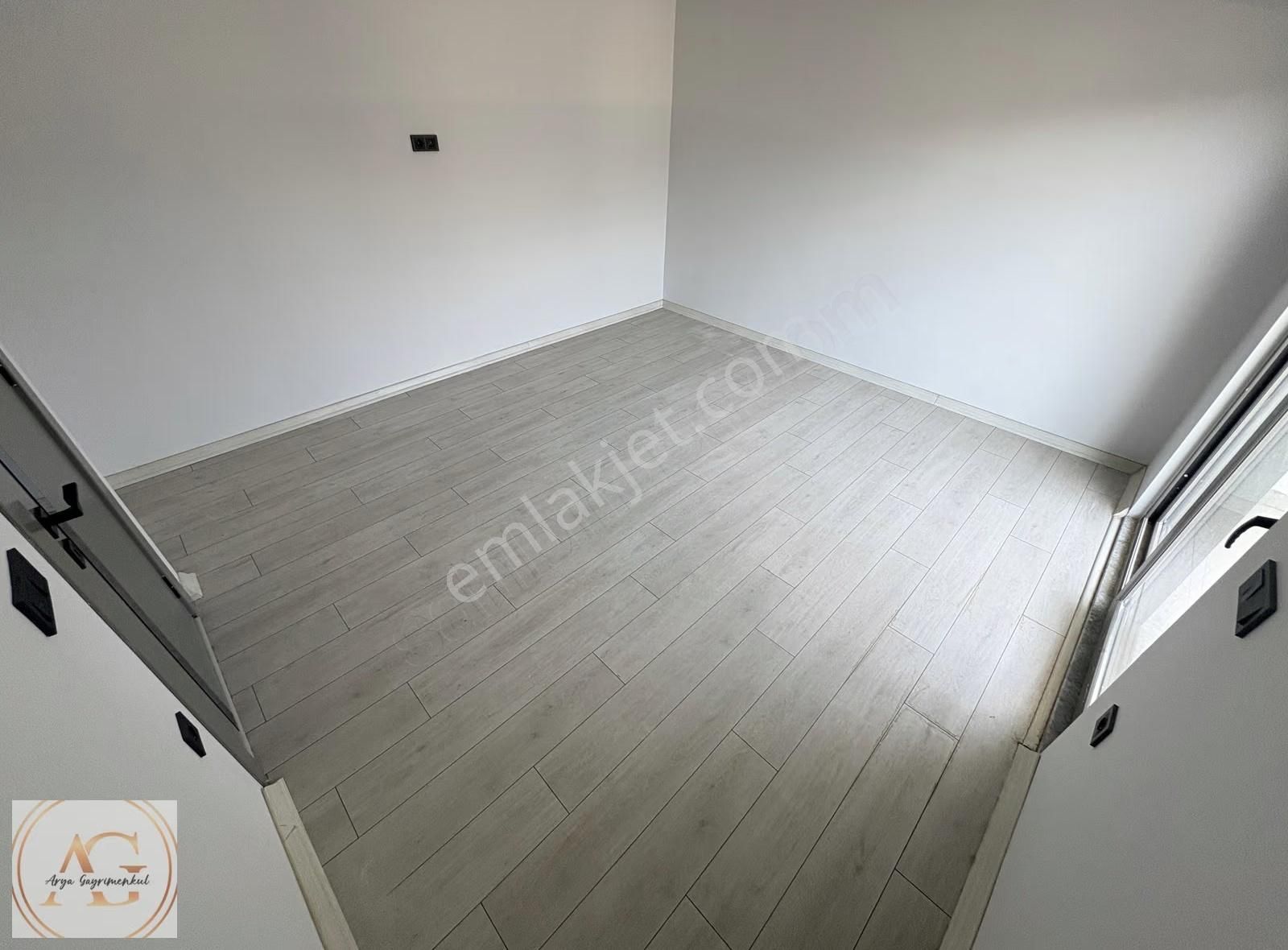 Arya Gayrimenkul'den Şık Tasarımlı 2+1 Dubleks Daire - Görsel 13