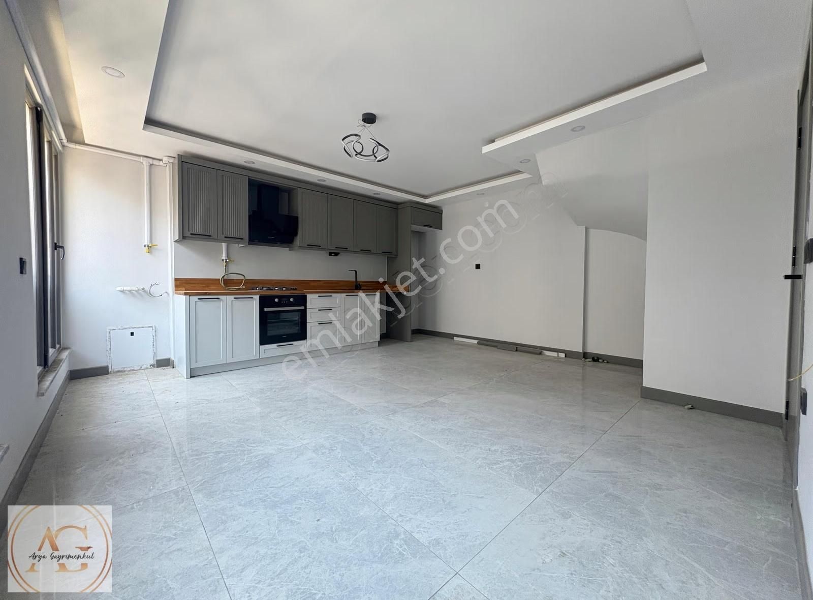 Arya Gayrimenkul'den Şık Tasarımlı 2+1 Dubleks Daire - Görsel 23