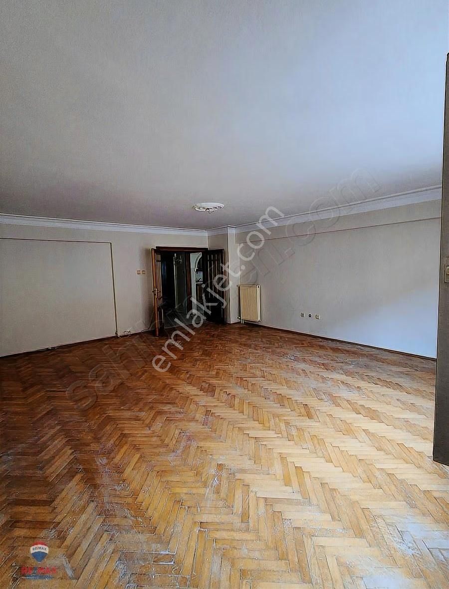 Mükemmel Konumda Bakımlı 3+1 - Görsel 6