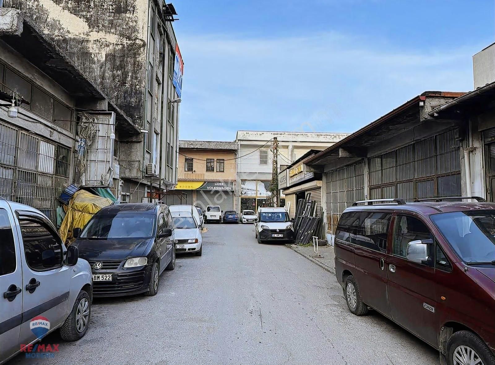 Canik Yeni Mahalle Piazza Arkasında Satılık 172 M2 Dükkan - Görsel 4