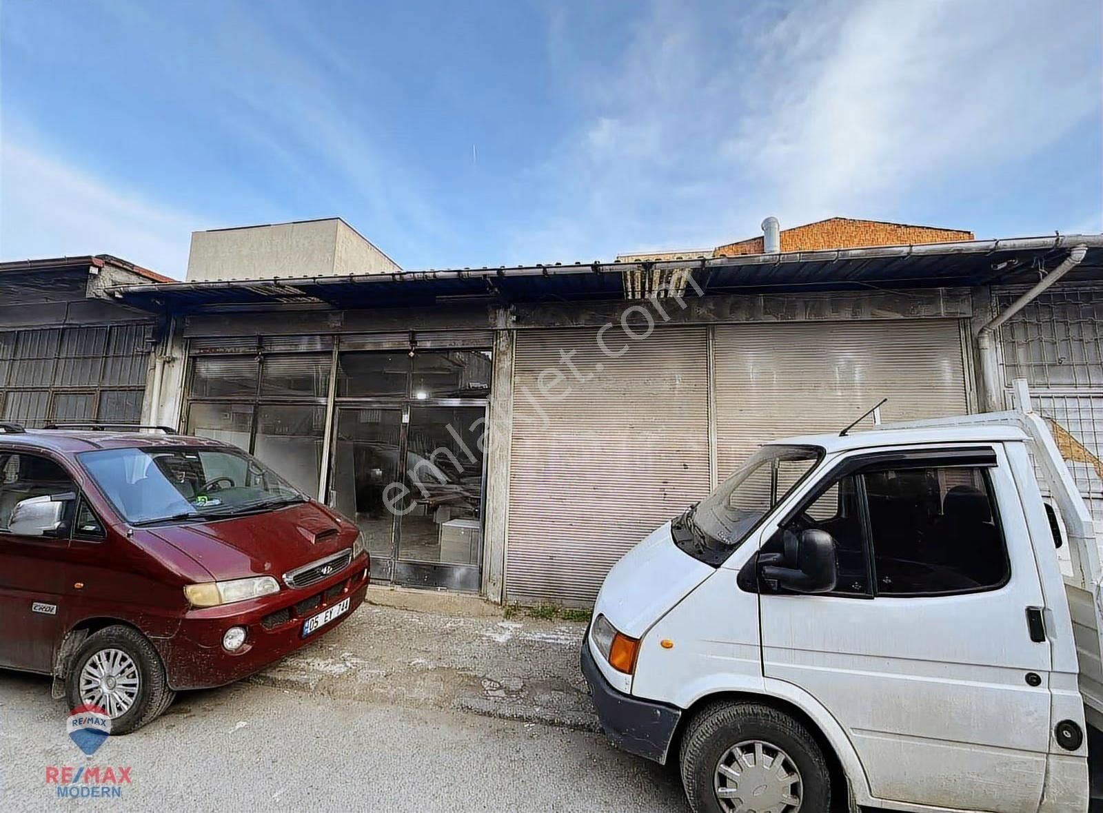 Canik Yeni Mahalle Piazza Arkasında Satılık 172 M2 Dükkan - Görsel 8