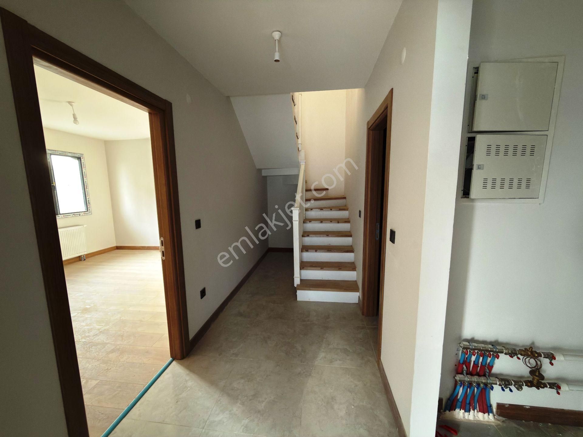 Kandilli Toki Özevim Sitesinde Sıfır 3 Banyolu 129m2 Kiralık 3+1 - Görsel 18