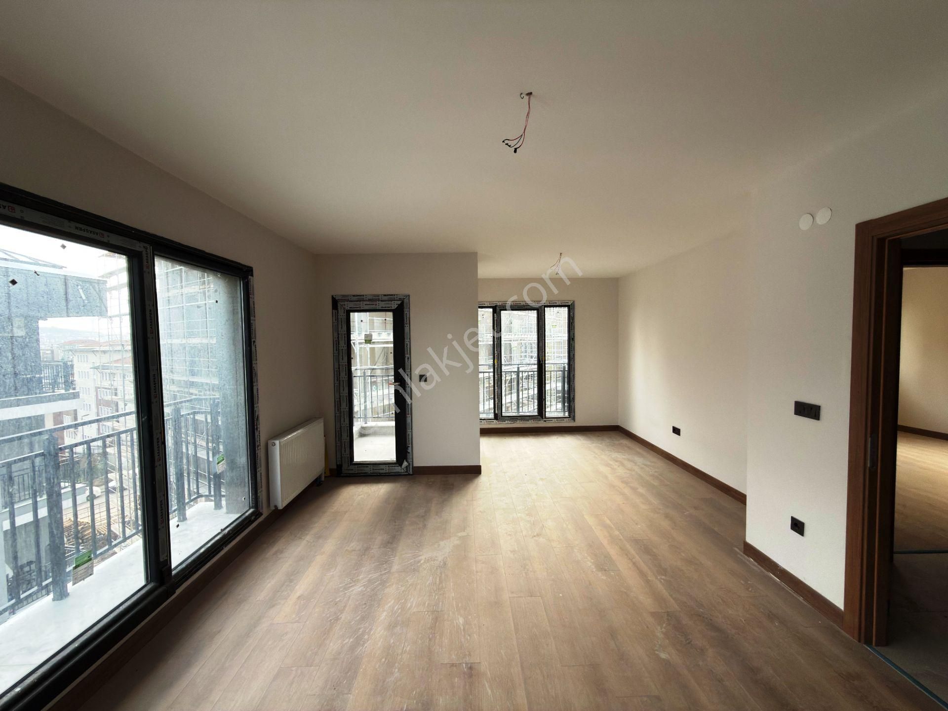 Kandilli Toki Özevim Sitesinde Sıfır 3 Banyolu 129m2 Kiralık 3+1 - Görsel 3