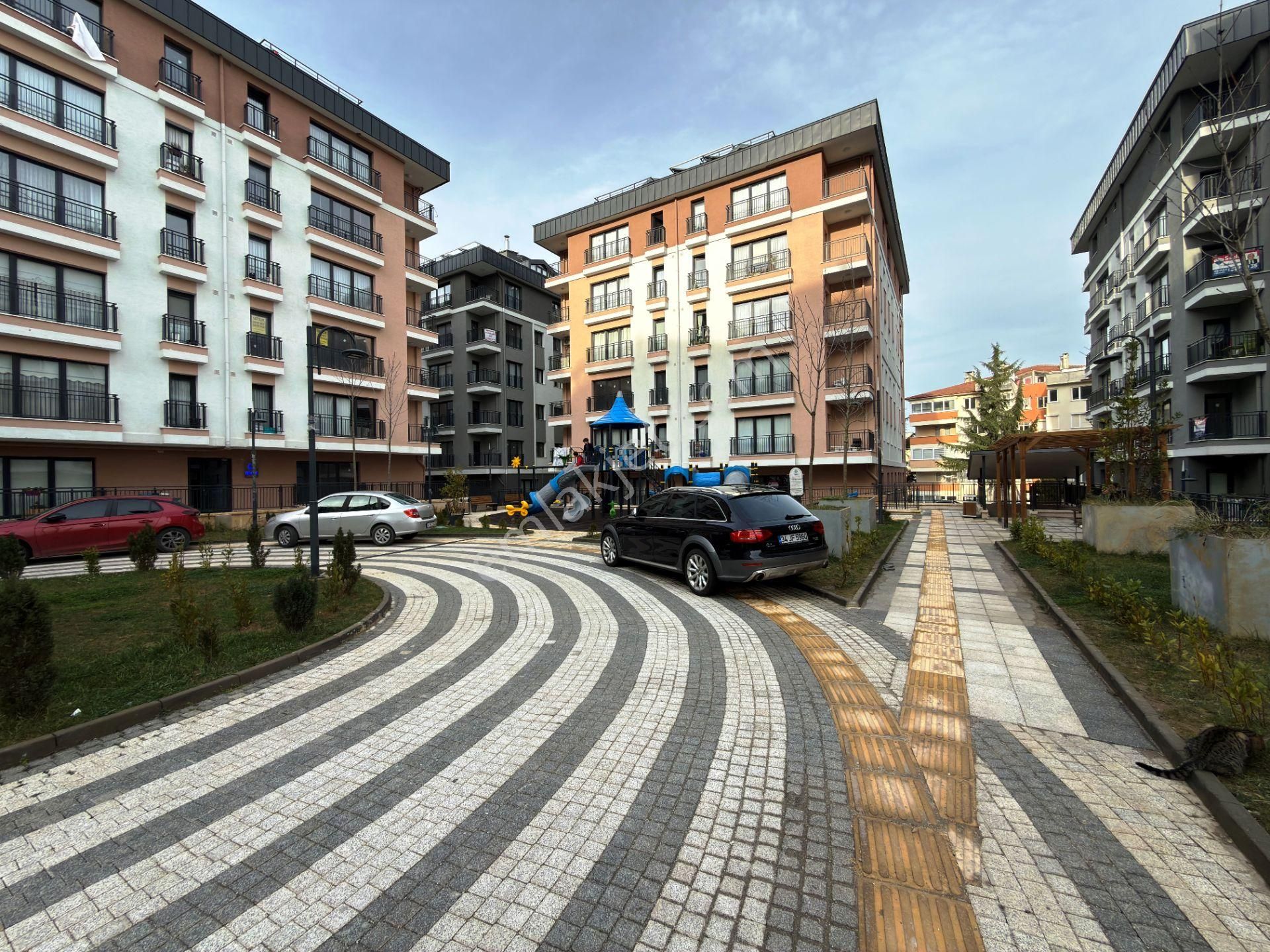 Kandilli Toki Özevim Sitesinde Sıfır 3 Banyolu 129m2 Kiralık 3+1 - Görsel 35