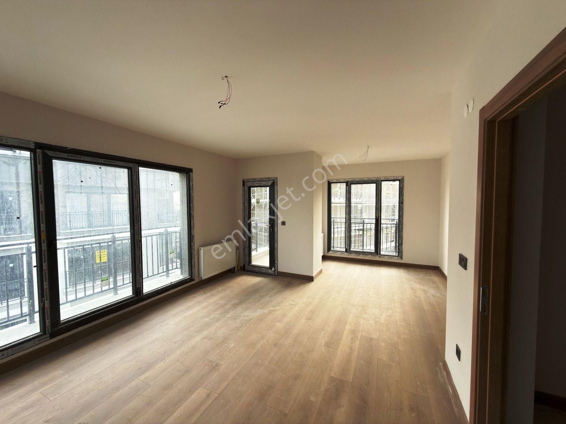 Kandilli Toki Özevim Sitesinde Sıfır 3 Banyolu 129m2 Kiralık 3+1 - Görsel 2