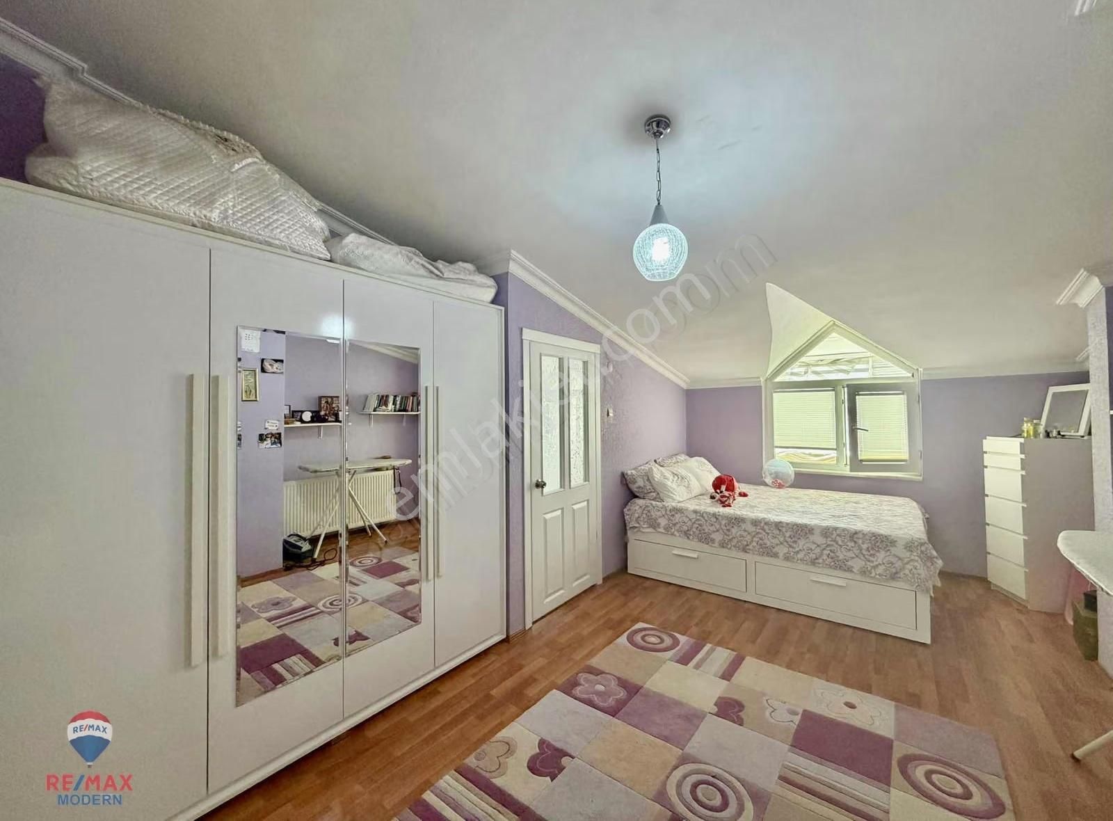 Atakum'da Sahile Çok Yakın Satılık 4+1 Tertemiz Dubleks - Görsel 8