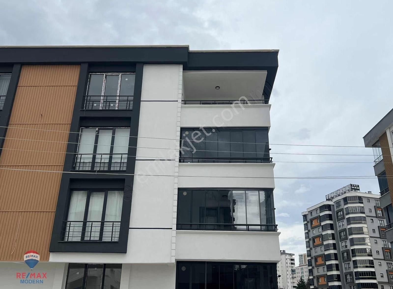 Celal Dinlenmez'den 2+1 110 M2 Satılık - Görsel 31