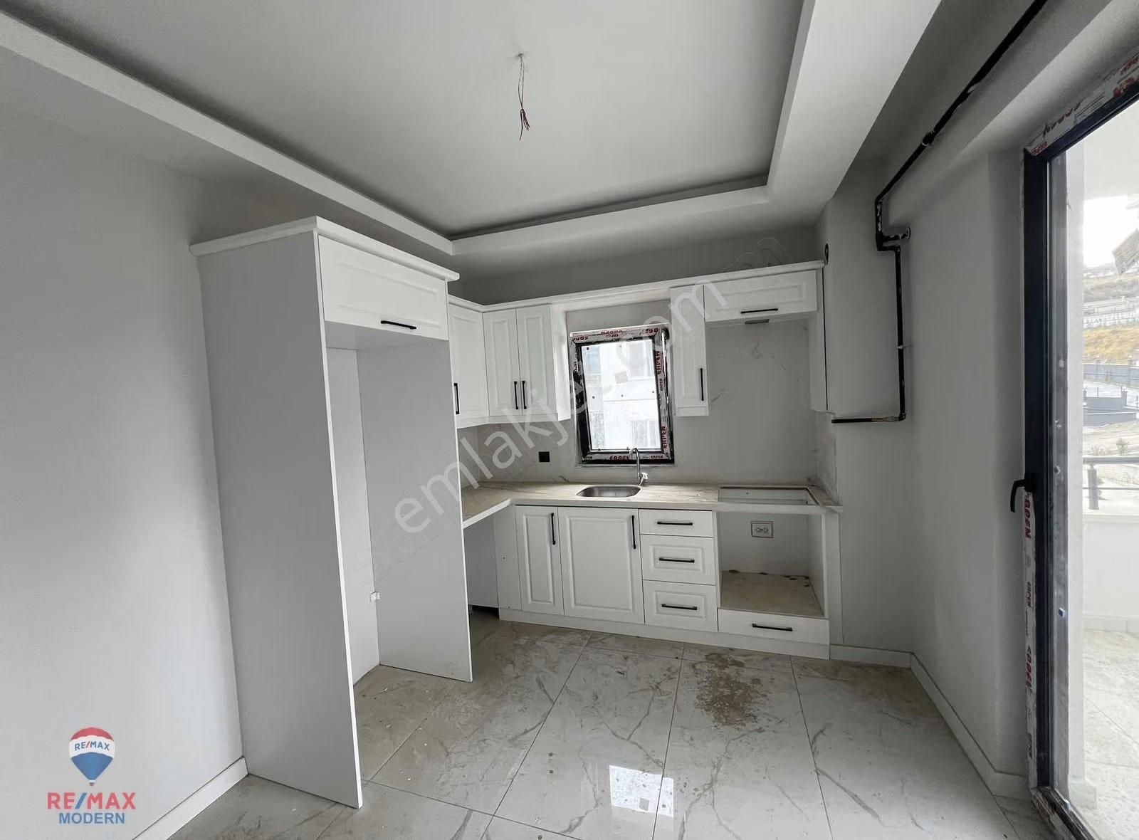 Celal Dinlenmez'den 2+1 110 M2 Satılık - Görsel 17