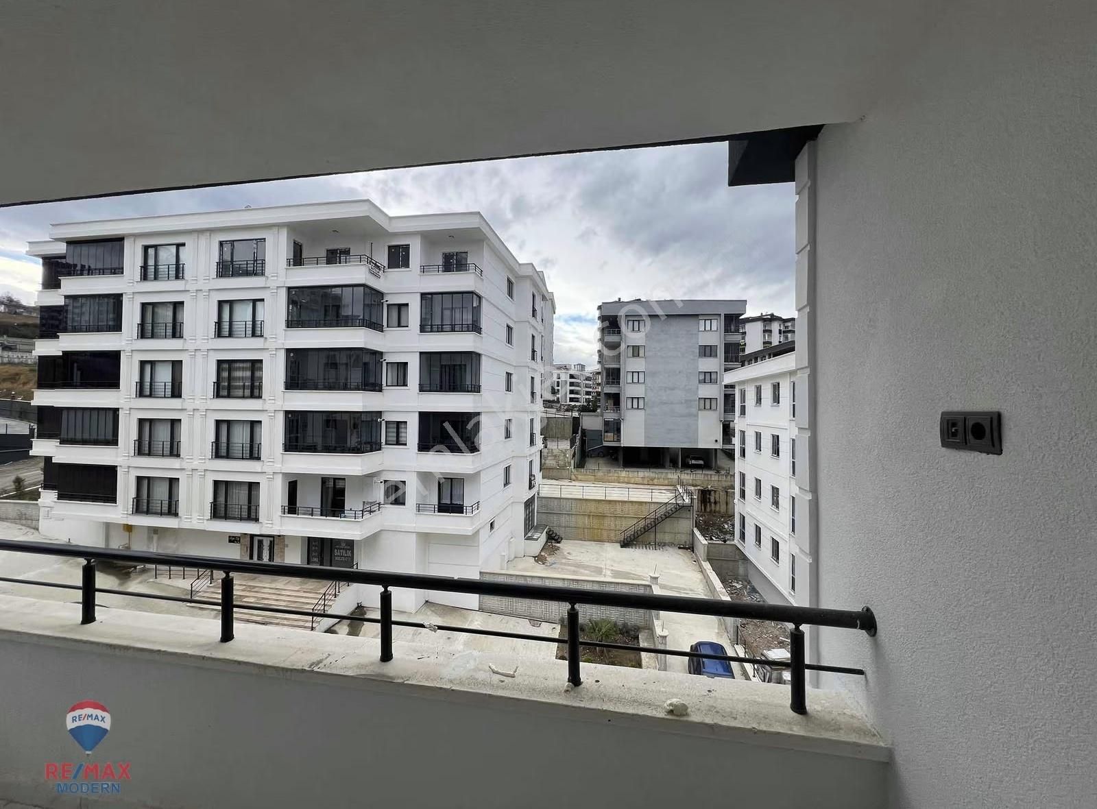 Celal Dinlenmez'den 2+1 110 M2 Satılık - Görsel 27