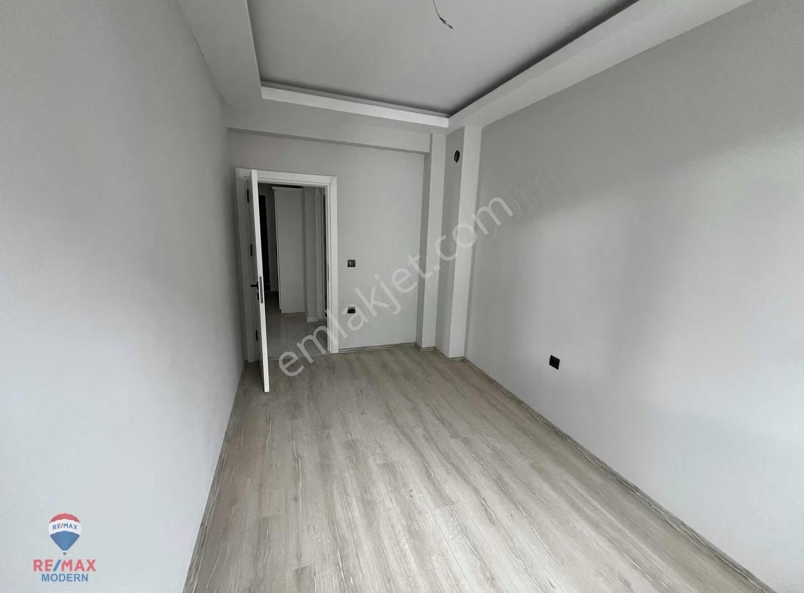 Celal Dinlenmez'den 2+1 110 M2 Satılık - Görsel 22