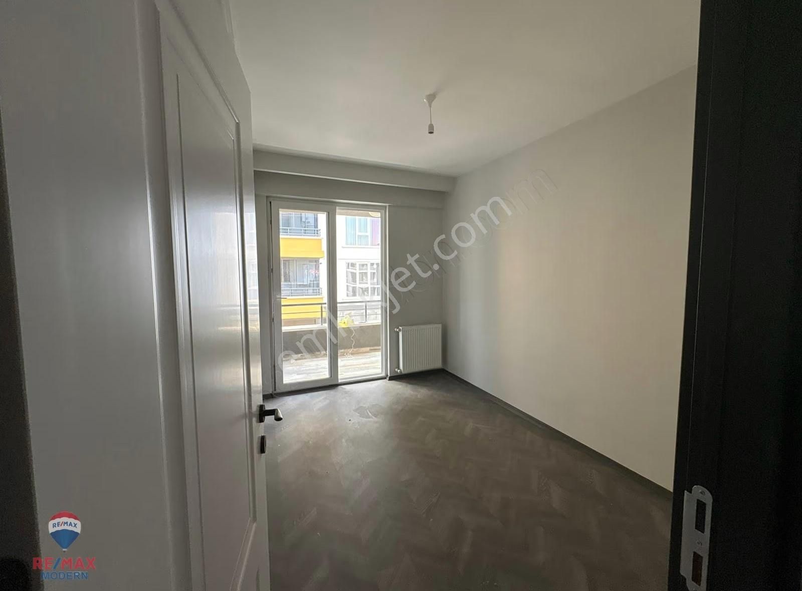 Remax Modern Havva'dan Gülpark2 Havuzlu Sitede Satılık 2+1 Daire - Görsel 17