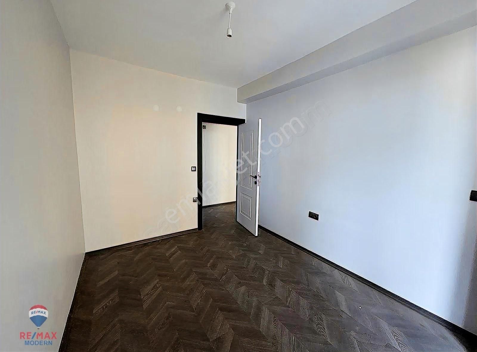 Remax Modern Havva'dan Gülpark2 Havuzlu Sitede Satılık 2+1 Daire - Görsel 7