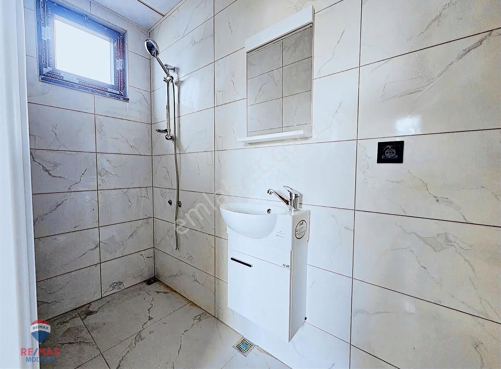 Yazlık Tadında Denize Yakın Satılık 2+1 Daire - Görsel 13