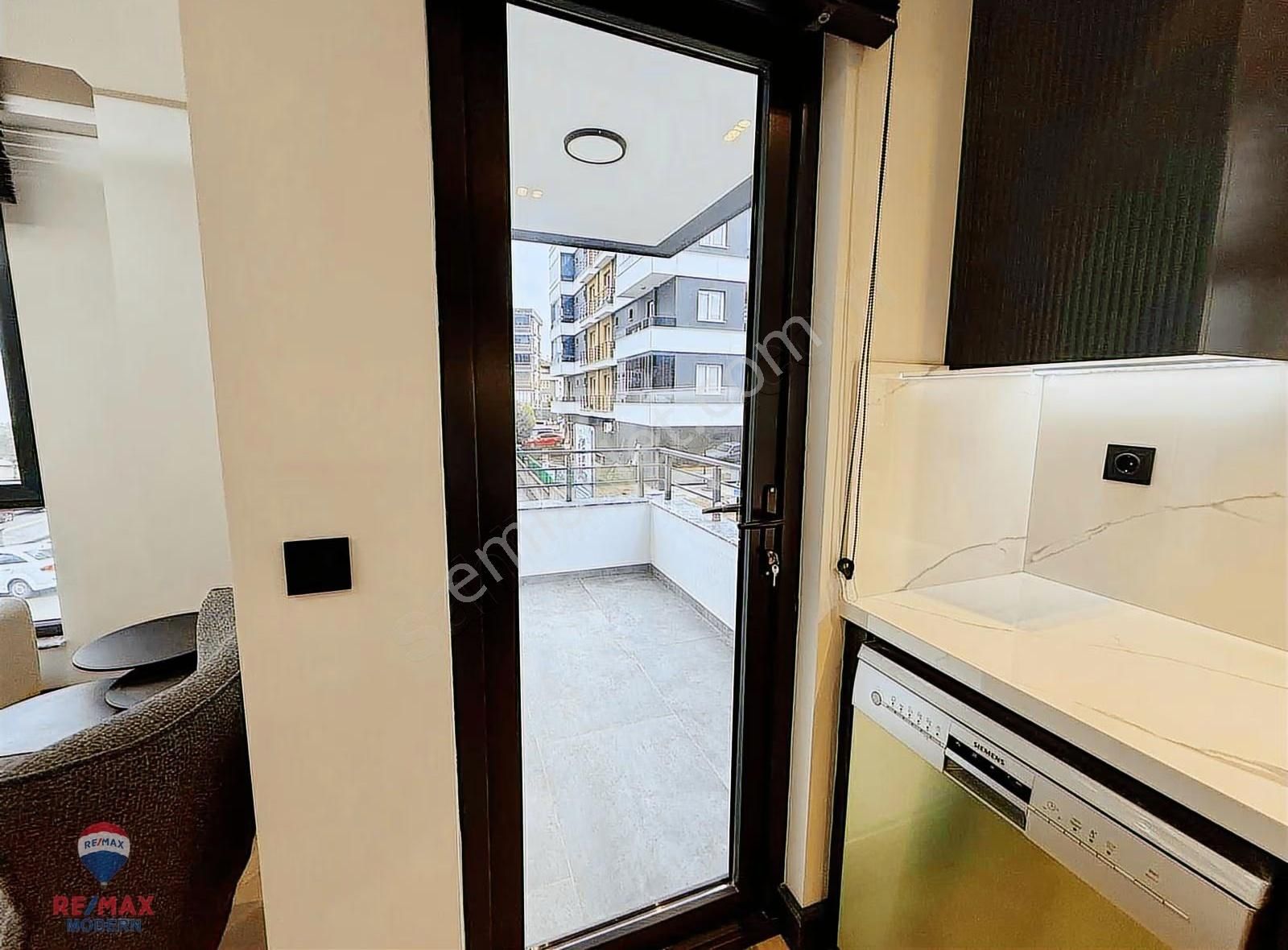 Asuman Mütevellioğlu'ndan Merkezi Lokasyonda A+ Kalite 1+1 Daire - Görsel 31