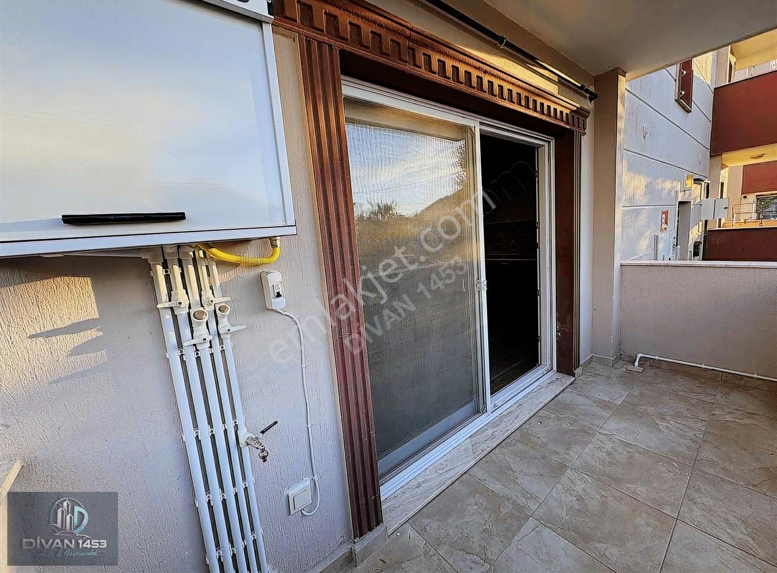 Urla Merkezde Doğalgazlı Geniş 1+1 - Görsel 9