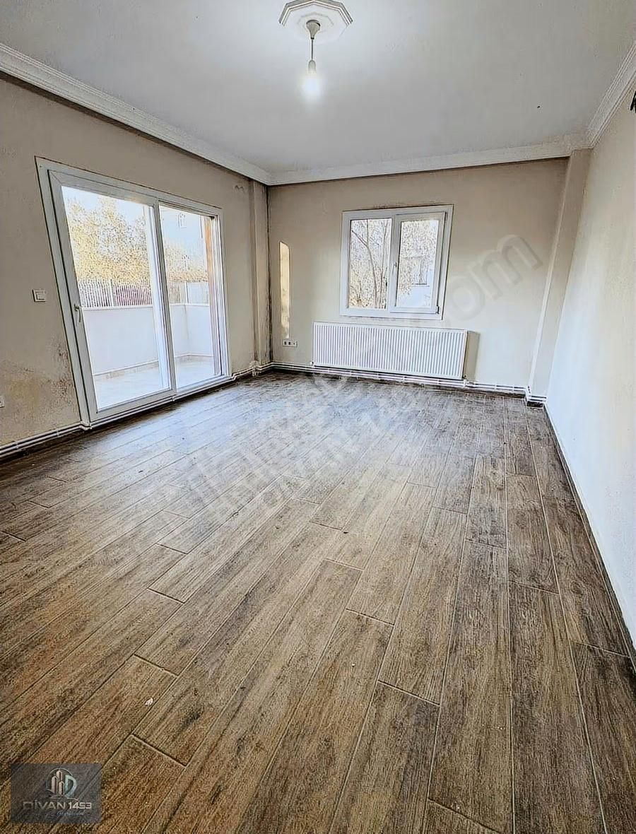 Urla Merkezde Doğalgazlı Geniş 1+1 - Görsel 5