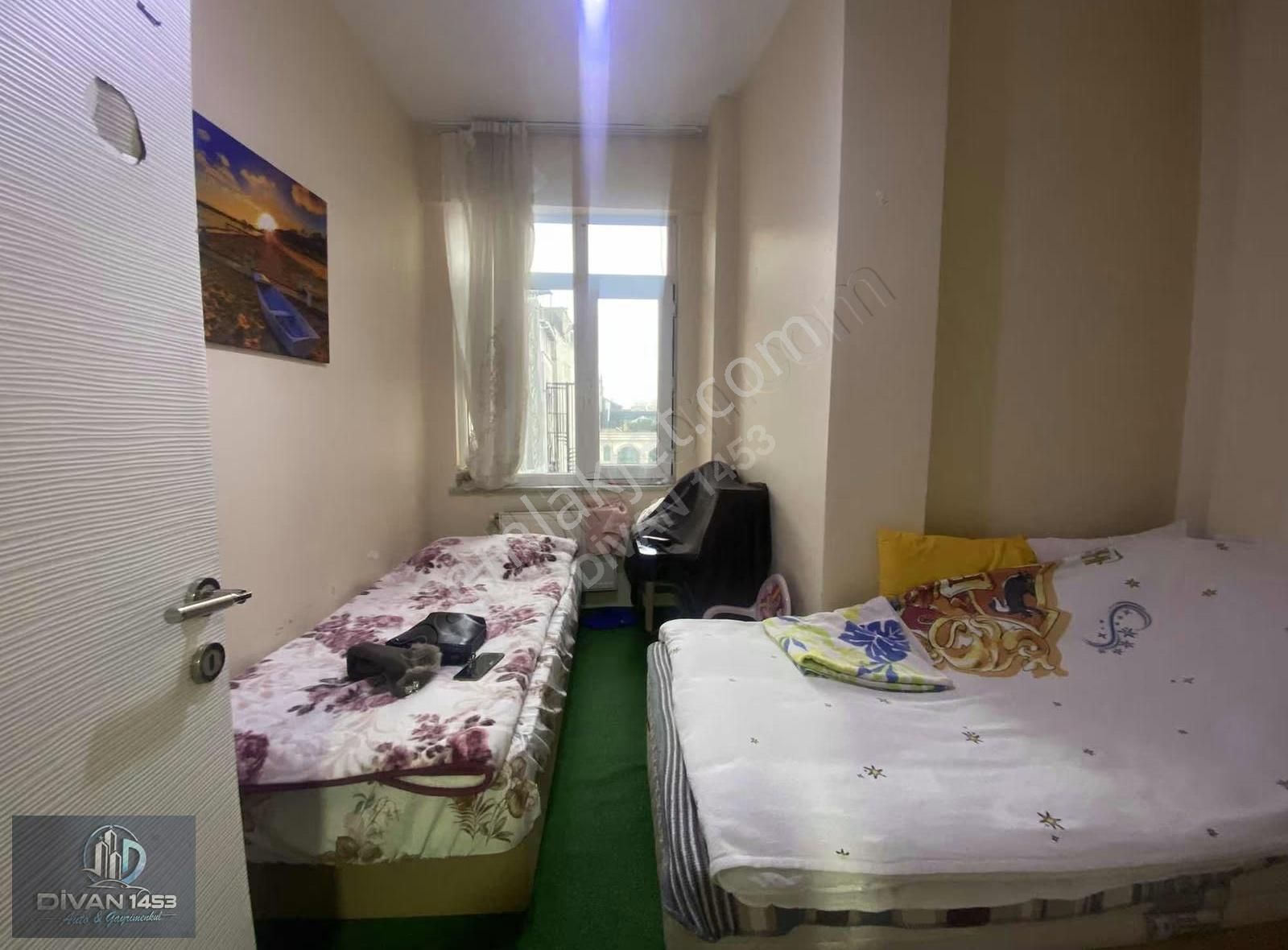 Fırsat Laleli Ve Aksaray Tramvay Ortasında Cadde De 2 Ayrı Daire - Görsel 11