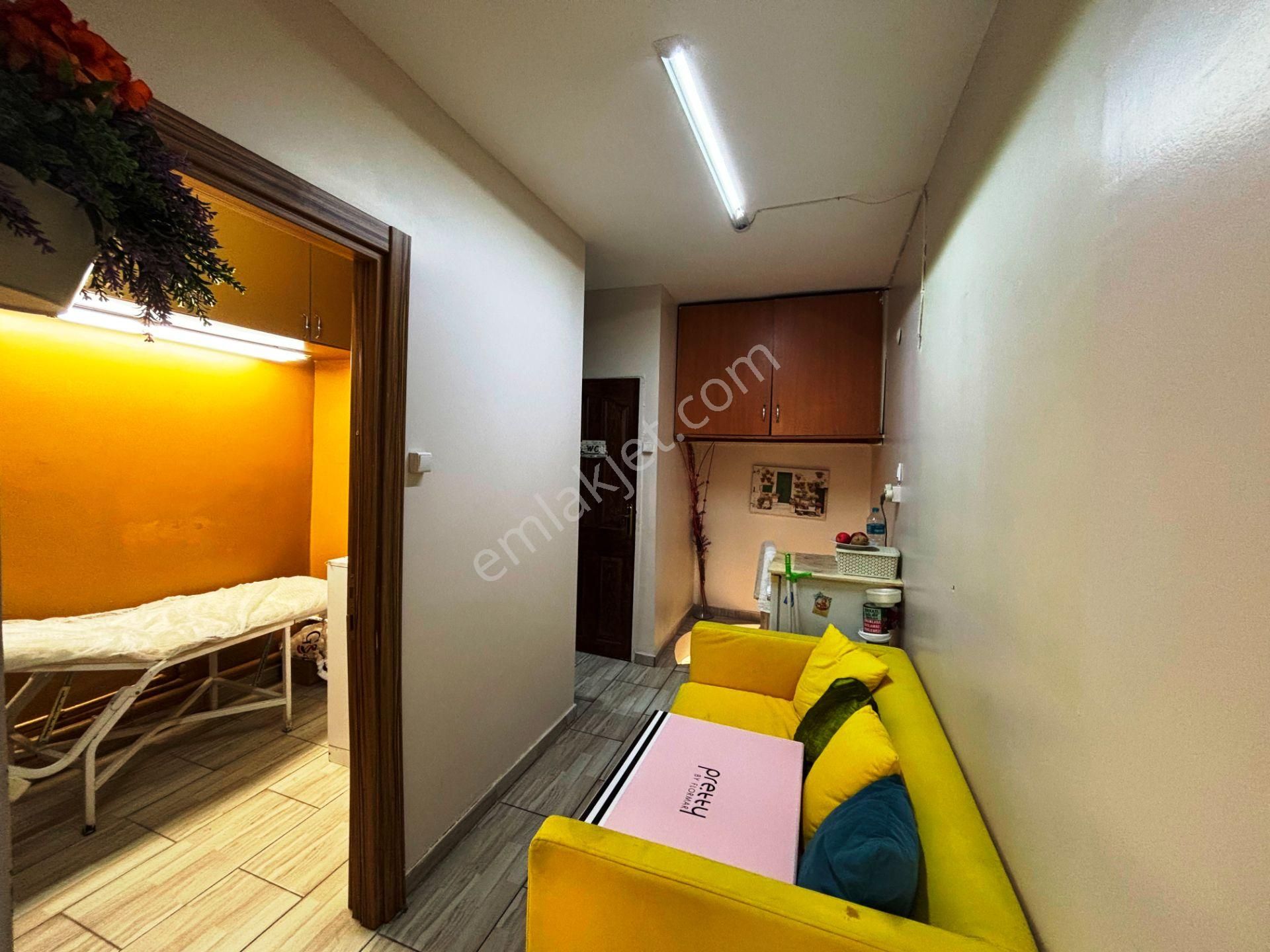 Bahariye Caddesi Köşe Binada 50.000 Getirili 70m2 Satılık Dükkan - Görsel 16