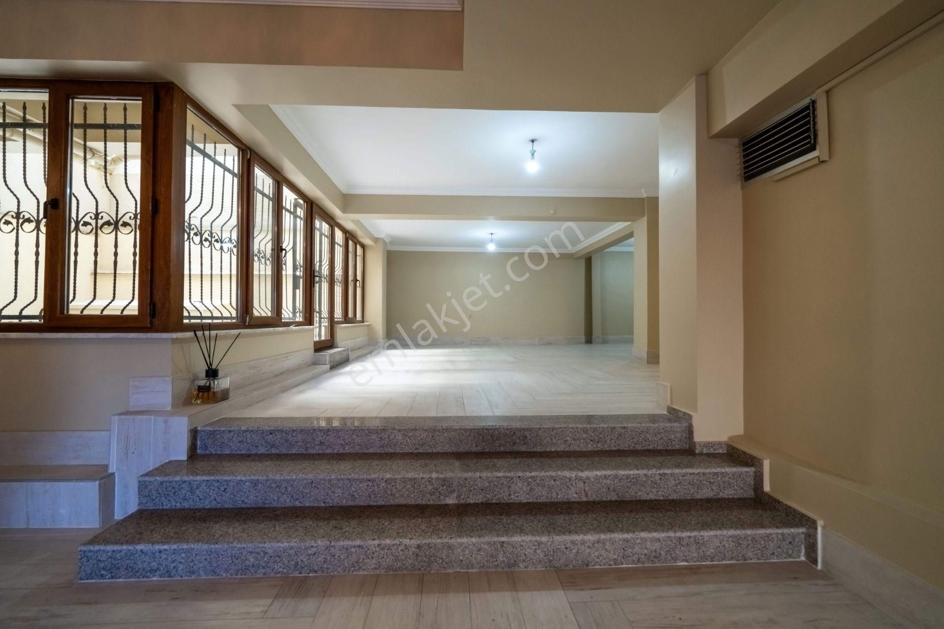 Göktürk Cadde Üstü 210m2 Yeni Bina Otoparklı Wcli Kiralık Dükkan - Görsel 3