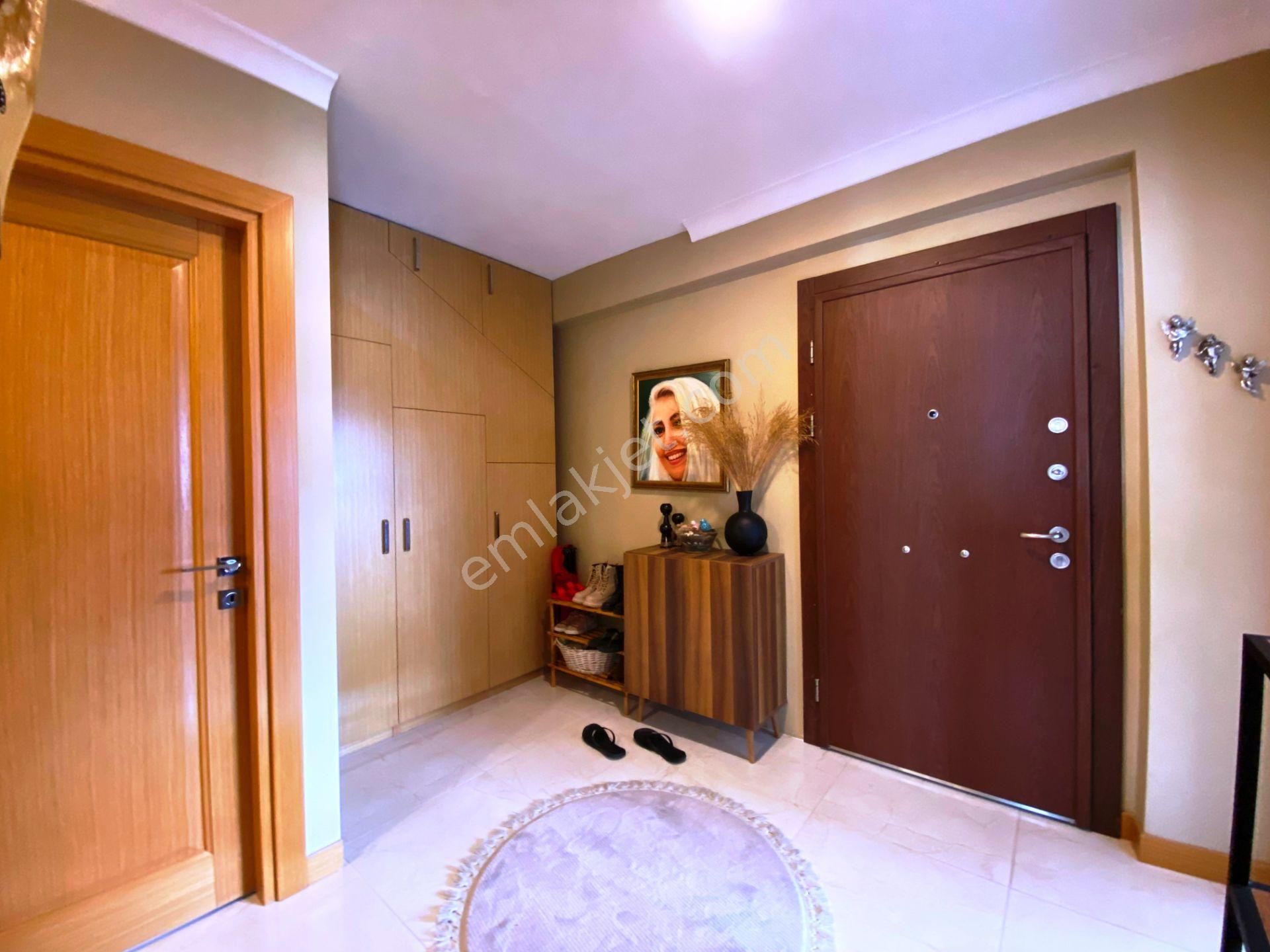 Caddebostan 2014 Yapım İskanlı 9.kat 3 Banyolu 280m2 Satılık 6+2 - Görsel 19
