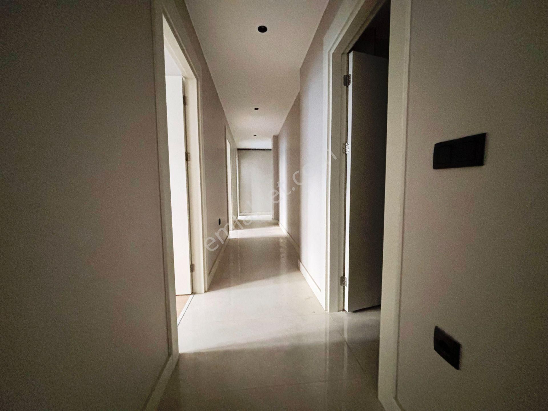 Pendik Sahile 500 Metre Sıfır Sitede 2 Banyolu 2.kat Kiralık 3+1 - Görsel 20